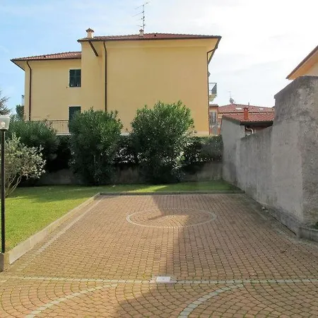 Sleeps 6 Air Con Wifi Appartement