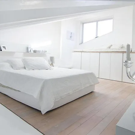 Sleeps 6 Air Con Wifi *