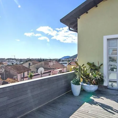 Sleeps 6 Air Con Wifi * Loano
